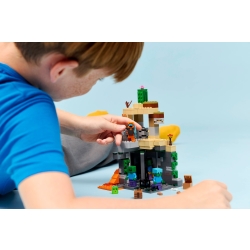 Klocki LEGO 21587 Loch zombie MINECRAFT